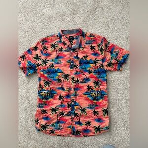 Men’s Vans Off the Wall Hawaiian button down shirt size L tailored fit